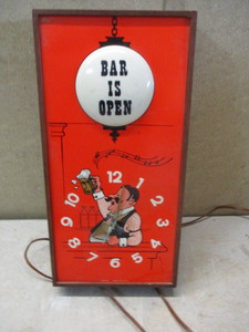 lot 150 image: Bar is Open Clock Light