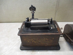 lot 159 image: Edison Phonograph