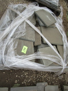 Bluestone pavers, random...