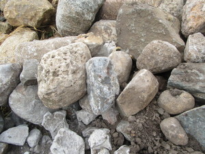Fieldstone, random  sizes 6 to 18...