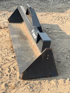 Bobcat 3-Point Dirt Bucket