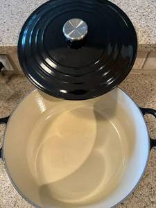 Black Enamel Le Creuset Dutch Oven
