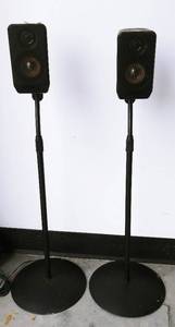 lot 50 image: RCA Pedestal Speakers