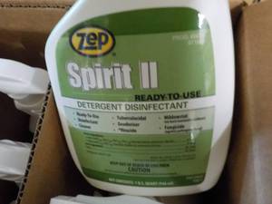 Case of 12 Quarts Zep Spirit II Det...