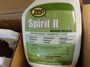 Case of 12 Quarts Zep Spirit II Det...