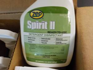 Case of 12 Quarts Zep Spirit II Det...