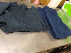 Lands End size Mens Large Fleece T...