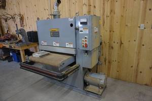 lot 1 image: Time Saver Model 137 - 1HD60 Commercial Belt Sander