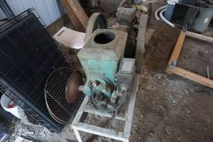 lot 26 image: Stover Mfgr Engine Co Vintage Hit N Miss Internal Combustion Motor