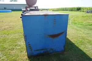lot 40 image: Large Job Site Gang BoxStorage Box