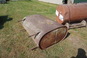 lot 43 image: 250 Gallon Fuel Barrel