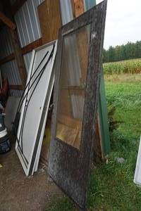 lot 96 image: Metal Screen Door