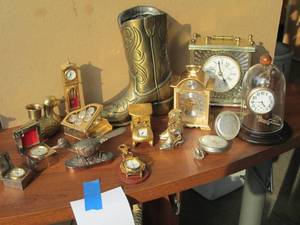 lot 185 image: Pocket watch clocks, metal boot and...