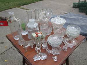 lot 201 image: Lot of cut glass and other clear co...