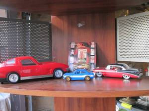 lot 202 image: Model collector cars, very unique a...