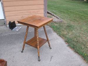 lot 206 image: Ornate antique claw foot table top ...