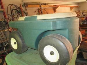 lot 100 image: Garden stool on wheels...