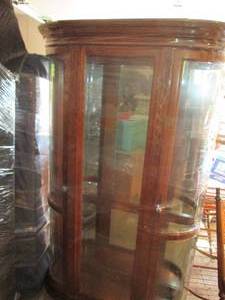 lot 130 image: Beautiful glass from curio measures...