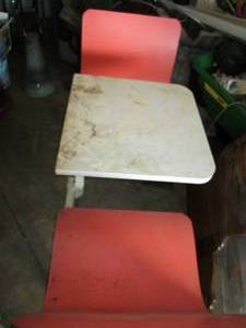 lot 138 image: Restaurant boot for 2...