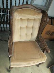 lot 263 image: Vintage padded chair...