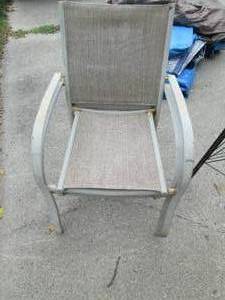 lot 270 image: 2 Patio chairs...