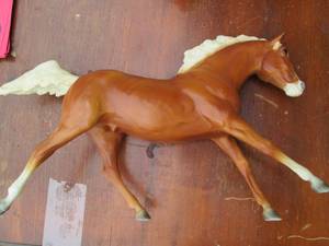 lot 688 image: Bryer Horse