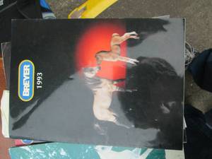 lot 301 image: Bryer Horse catalogs...