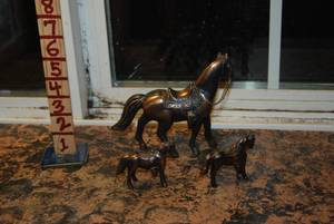 lot 422 image: Horses