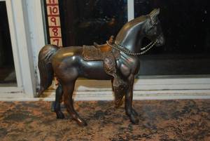 lot 437 image: Metal horse figure