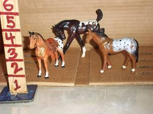 lot 456 image: Collectible horse figures