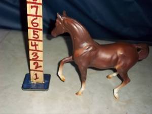lot 392 image: Breyer Horse