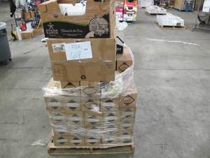 lot 617 image: Pallet of NEW Hand Sanitizer Products and Wipes