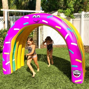 lot 680 image: BIGMOUTH Big Donut Sprinkler, 4-Arches, Double Sided