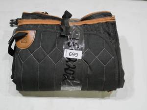 lot 699 image: 4-in-1 Multi-Use Pet Car Seat Cover 1562202