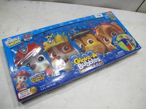 lot 718 image: ZURU Bubble Wow Paw Patrol Wow Glove-A-Bubbles Wave & Play- 8 Bubble Gloves