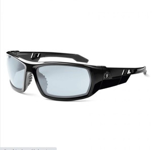 lot 890 image: NEW Pair of Skullerz Odin Safety Glasses - IndoorOutdoor Lens