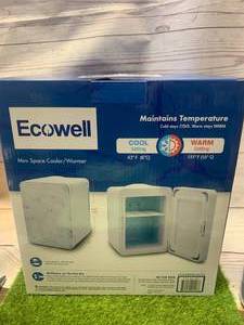 New Mini Vehicle Fridge Hot & Cold $49 Retail