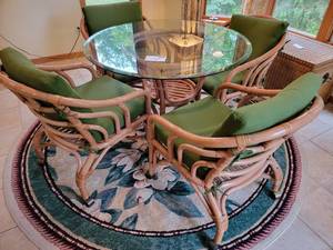 lot 12 image: Beautiful Rattan Dining Set-42 Table and 4 Chairs