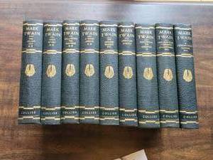 lot 104 image: 9 Vintage Classic Hard-Bound Mark Twain Books
