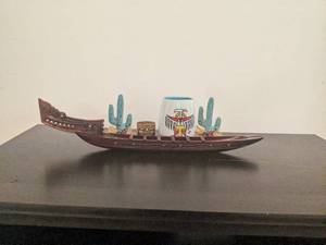 lot 100 image: Vintage Miniature Maori Waka-Taua Moko Model War Ship and Other Collectibles