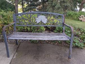 lot 200 image: Fairies Live Here Wooden Bench 32.5 x 20.5 x 50.5