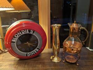 lot 226 image: Assorted Collectibles Collection-Mid-Century Modern Copper Pitcher,Blondies Diner Clock & More