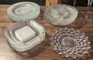lot 246 image: Beautiful Assorted Crystal Collection 16pc