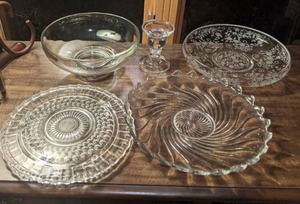 lot 248 image: Beautiful Assorted Crystal Collection