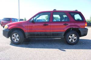 2005 Ford Escape XLS - AWD