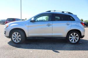 2013 Mitsubishi Outlander Sport ES - AWD
