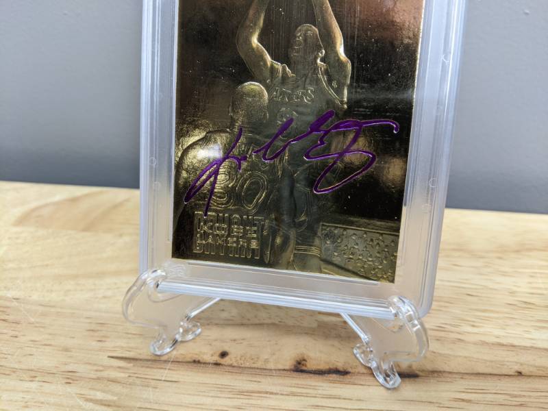 lot 33 image: 1996-97 Fleer 23KT Gold Kobe Bryant Rookie Purple Signature WCG 10 NBA Basketball Lakers Card Y