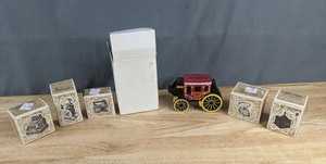 lot 131 image: Lot of 5 Small World Arts & Crafts Hobby Miniatures and Vintage Wells Fargo Stagecoach Bank Z