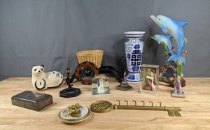 lot 132 image: Assortment of 13 Trinkets Ceramic Animals, Silver Plated Swan Ring Holder, Nasco Key Holder, Japanese Art Pieces and More Z