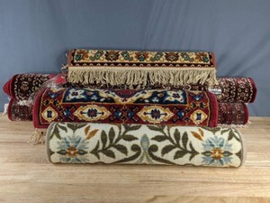 lot 100 image: (5) Assorted Floral and Oriental-Style Rugs Z
